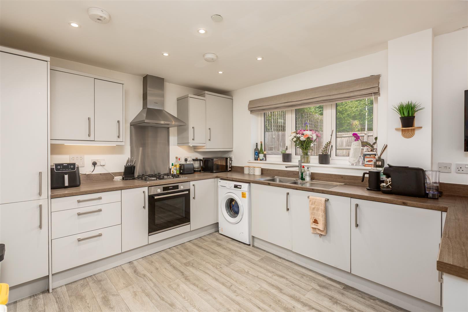 Clos Gelli Wen, Pontardawe, Swansea, SA8 3DF